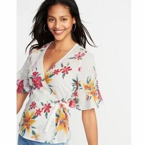 Old Navy White Pink Linen & Cotton Floral Short Bell Sleeves Wrap Top M